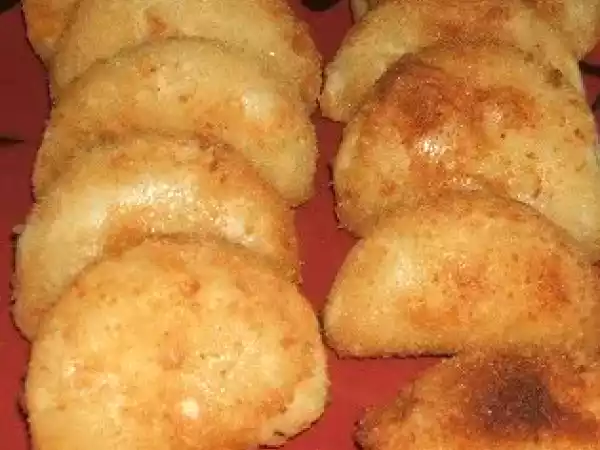 Receita Rissóis de camarão e amêijoa