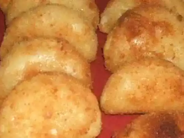 Receita Rissóis de camarão e amêijoa