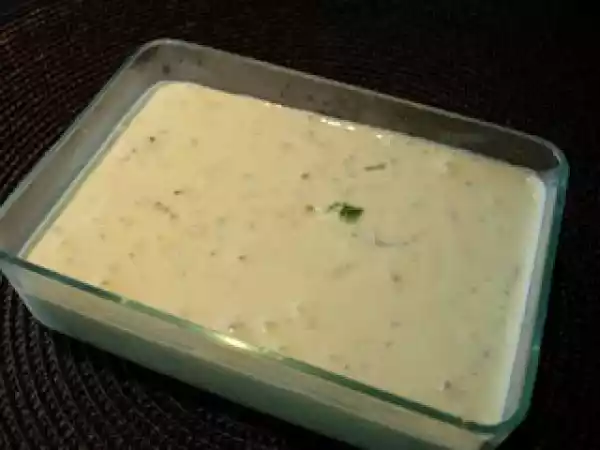 Receita Mousse de queijo fresco com alho e ervas
