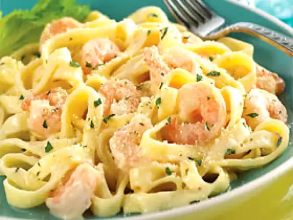 Receita Fettuccine com camarão