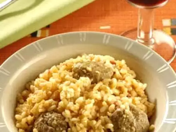 Receita Como preparar risoto com almôndegas?