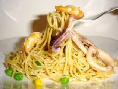 Receita Noodles com lulas e gambas