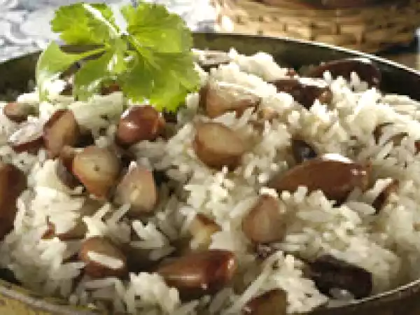 Receita Arroz com pinhão