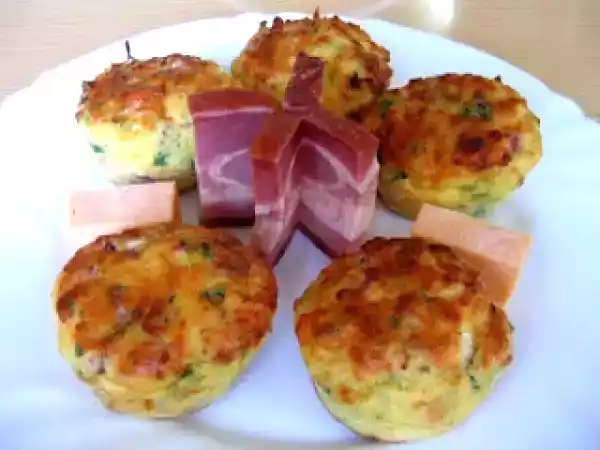 Receita Muffins de queijo e bacon