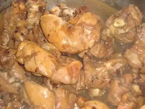 Receita Frango prático na cebola queimada