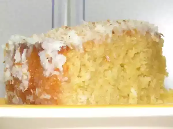 Receita Bolo geladinho, molhadinho ... de coco