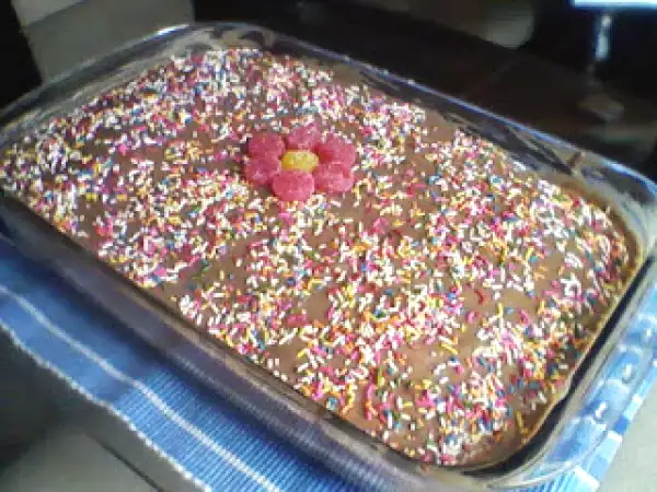Receita Bolo de cenoura mega prático, fofo e delicioso!