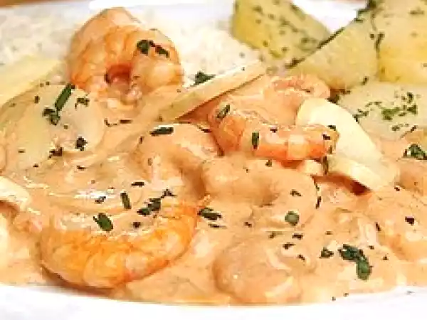 Receita Strogonoff de camarão flambado