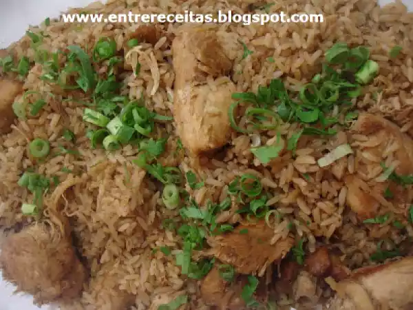 Receita A legítima galinhada mineira com tutu de feijão