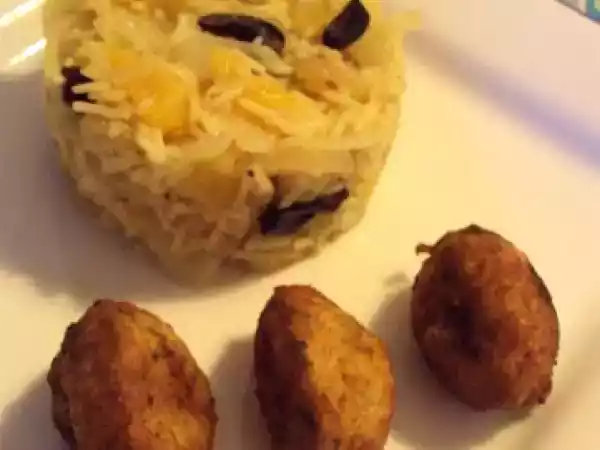 Receita Arroz pilau com pasteis de bacalhau