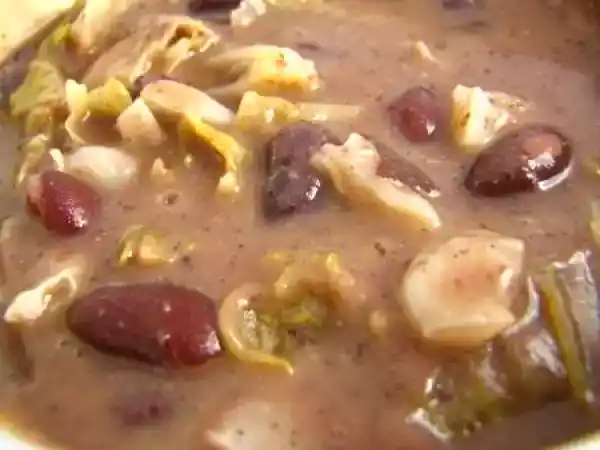 Receita Sopa de feijão encarnado com couve