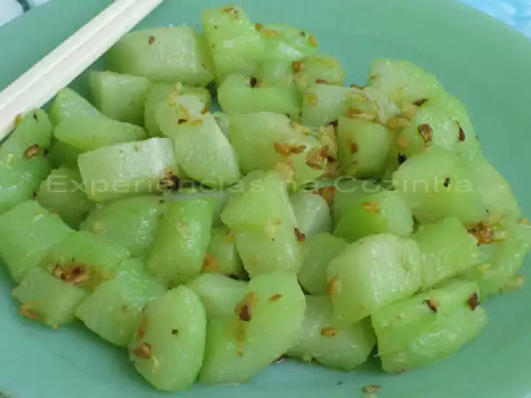 Receita Chuchu salteado com alho