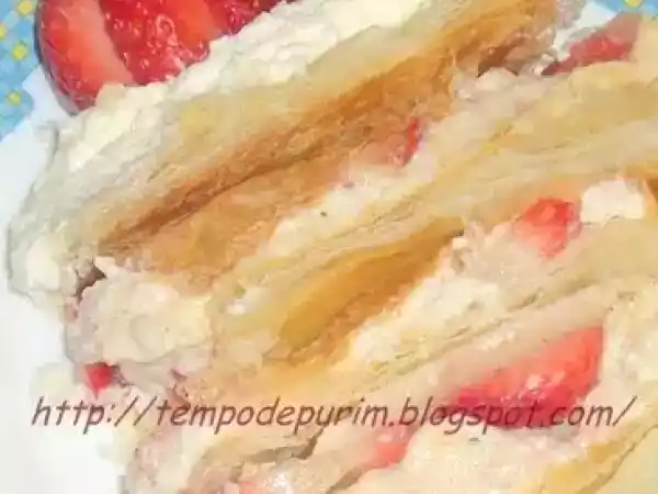 Receita Bolo mil folhas de morango