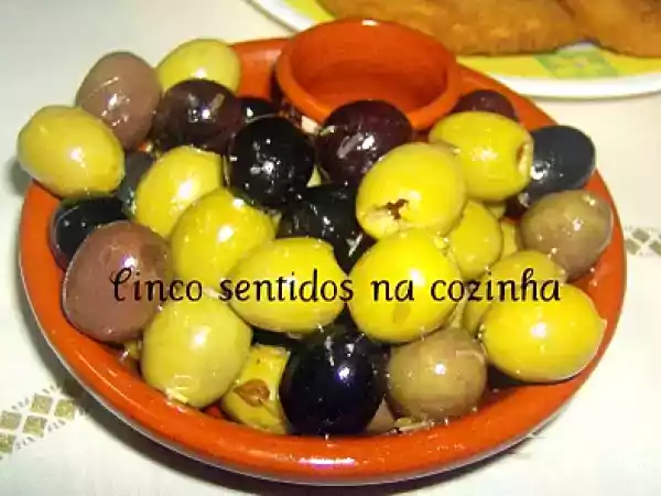 Receita Azeitonas temperadas 2