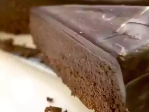 Receita Bolo de chocolate e leite condensado