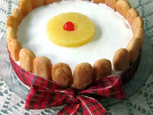 Receita Charlotte de ananás