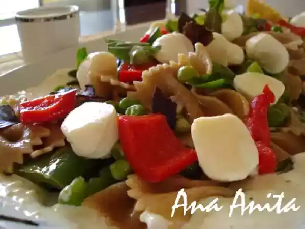 Receita Baita fome e nada pronto... salada fria de macarrão