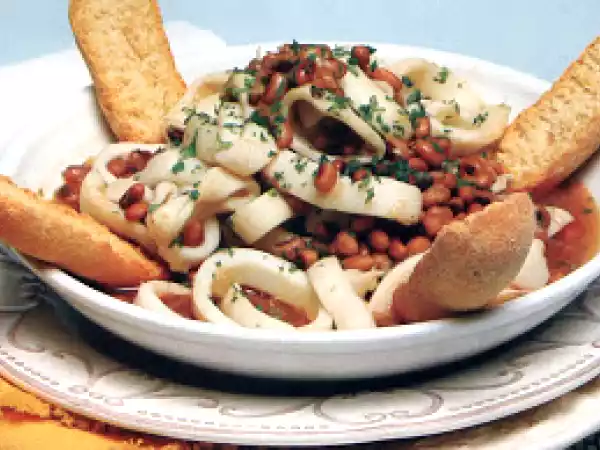 Receita Feijão-frade com lulas