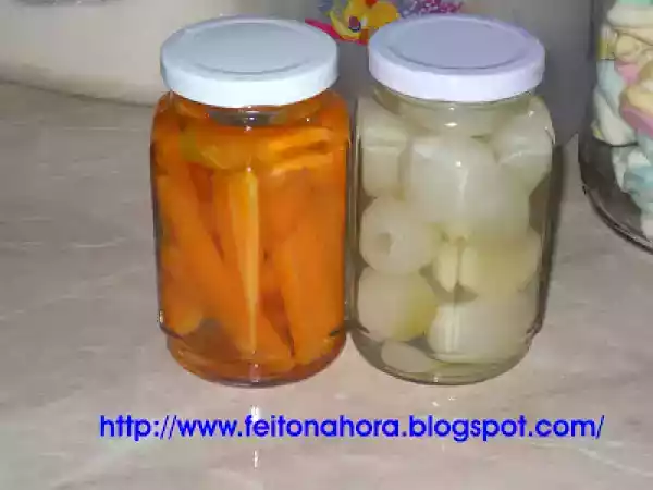 Receita Cebolas e cenouras em conserva
