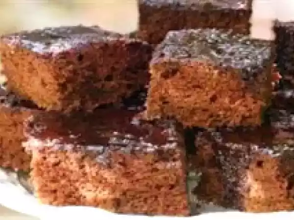 Receita Bolo de beterraba com cobertura de chocolate