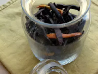 Receita Cascas de laranja cristalizadas com chocolate negro (orangettes)