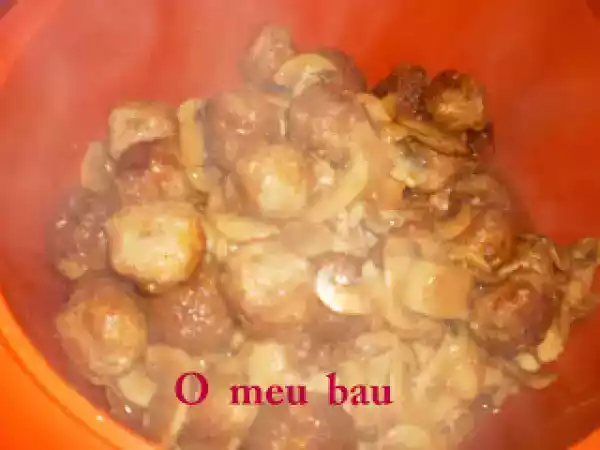 Receita Almondegas com cogumelos