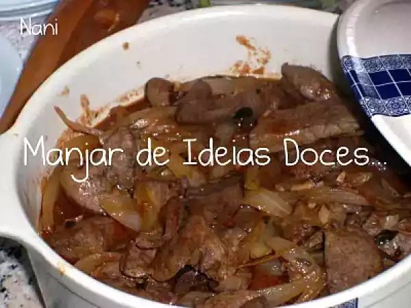 Receita Iscas de fígado de vitela em vinha'alhos