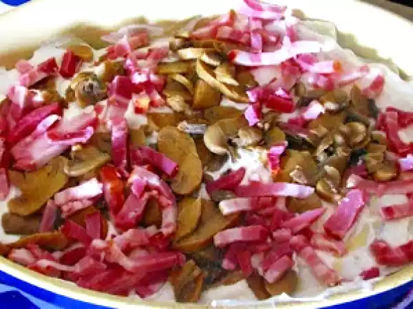 Receita Bifinhos de peru com queijo fundido, cogumelos e bacon