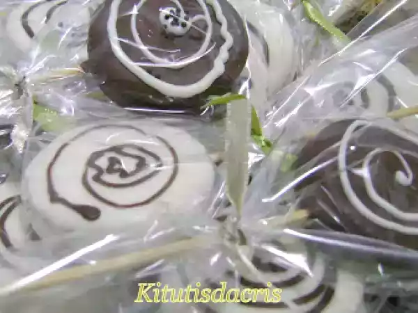 Receita Alfajor - pirulito de bolacha maria