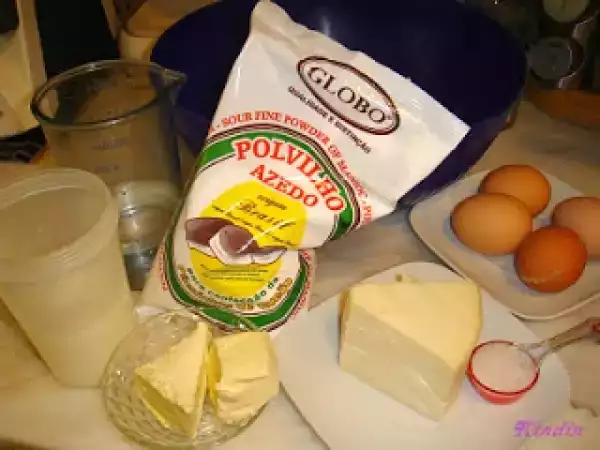 Receita Pão de queijo mineiro (c/ queijo minas)