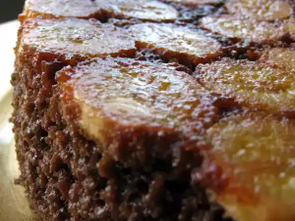 Receita Bolo invertido de chocolate e banana