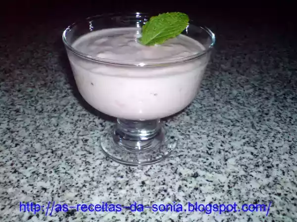 Receita Mousse de frutos silvestres