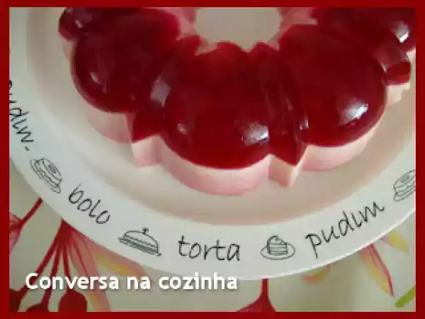 Receita Pudim de gelatina com maria mole