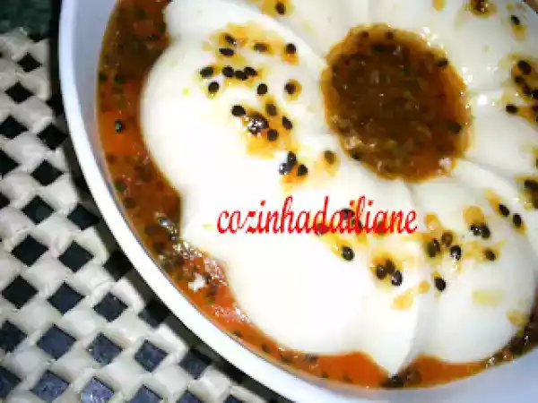 Receita Manjar de côco com maria mole e calda de maracujá