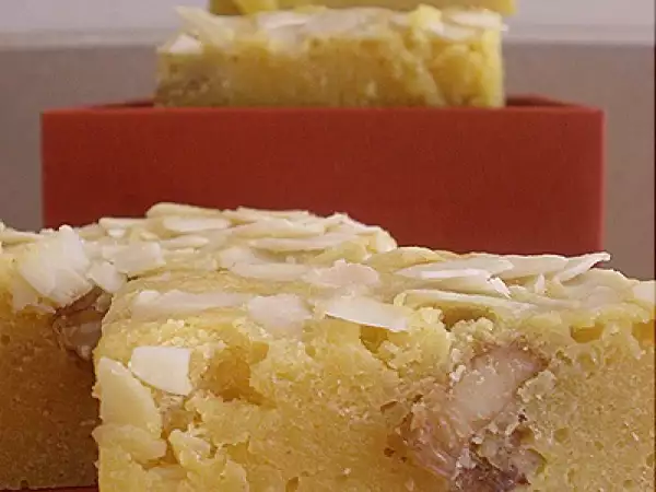 Receita Blondies de chocolate branco e nozes