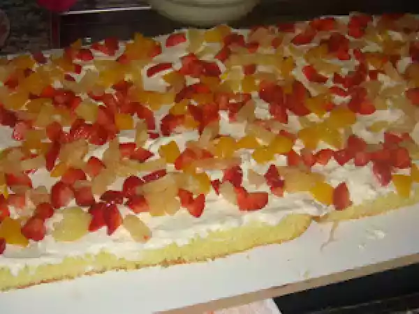 Receita Bolo aniversário da maria hello kitty