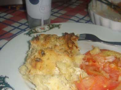 Receita Bacalhau com natas acompanhado com salada de tomate e cenoura
