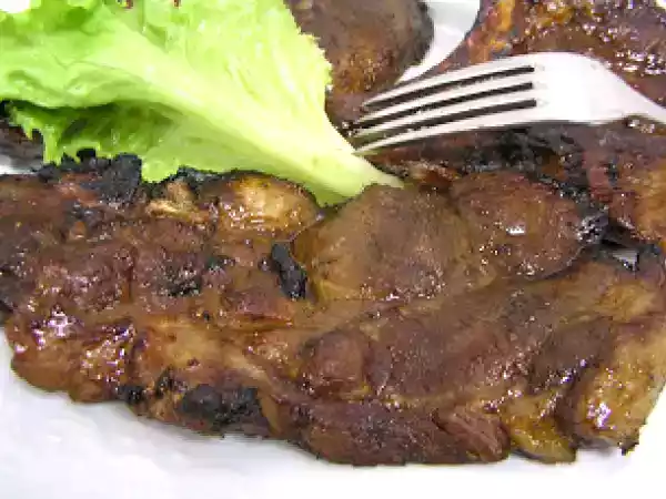 Receita Costeletas de porco grelhadas com molho de soja