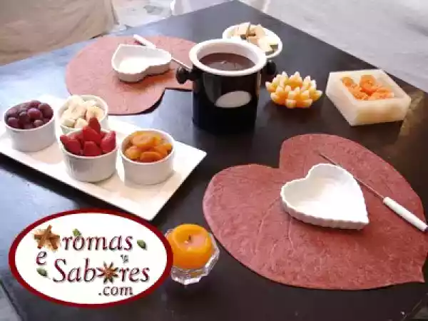 Receita Fondue de chocolate para o dia dos namorados