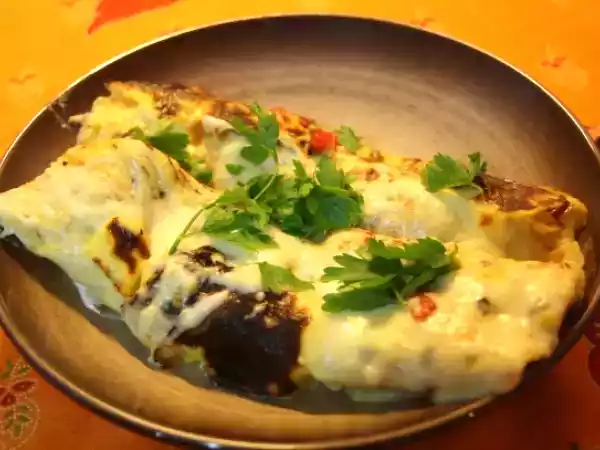 Receita Enchiladas de frango, pimentos e molho béchamel