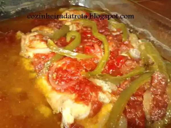 Receita Filetes de pescada com tomate