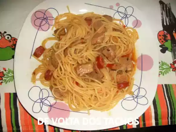 Receita Carne de porco estufada com linguiça