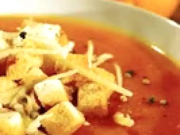 Receita Sopa creme de tomates pelados