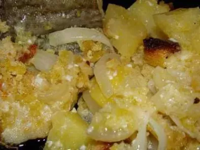 Receita Bacalhau assado no forno com batatas e crosta de broa