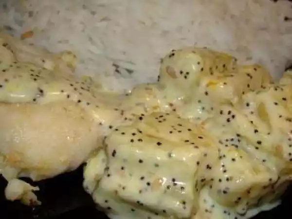 Receita Lombos de pescada com molho de natas, ananás e sementes