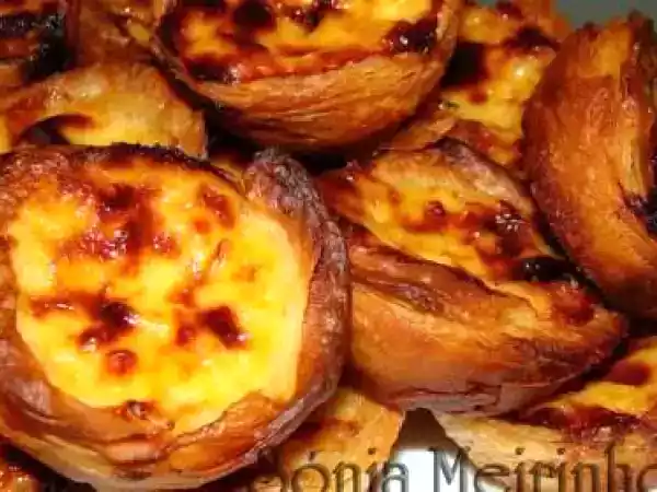 Receita Pastéis de nata com massa folhada caseira