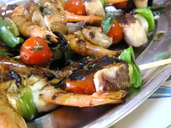 Receita Espetadas de tintureira com molho de poejos