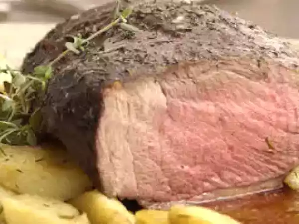 Receita Picanha assada com batata e alecrim