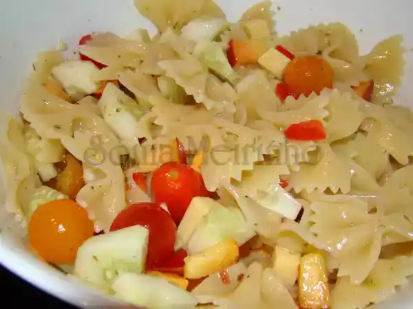 Receita Salada fria com massas