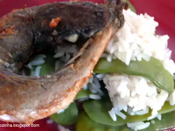 Receita Marmotinha de rabo na boca e arroz de ervilha de quebrar